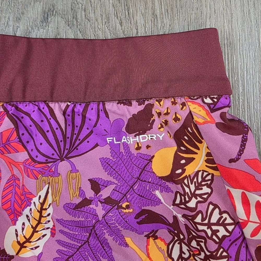 The North Face Girls On Mountain Shorts Size L - Picture 5 of 6